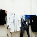 Lire la suite à propos de l’article Comment entretenir ses vêtements pour les garder plus longtemps ?